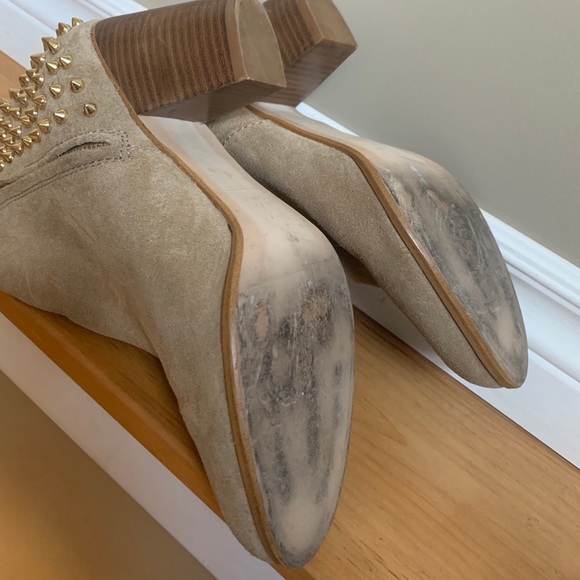 Zara Tan Booties with gold studs - Picture 4 of 5